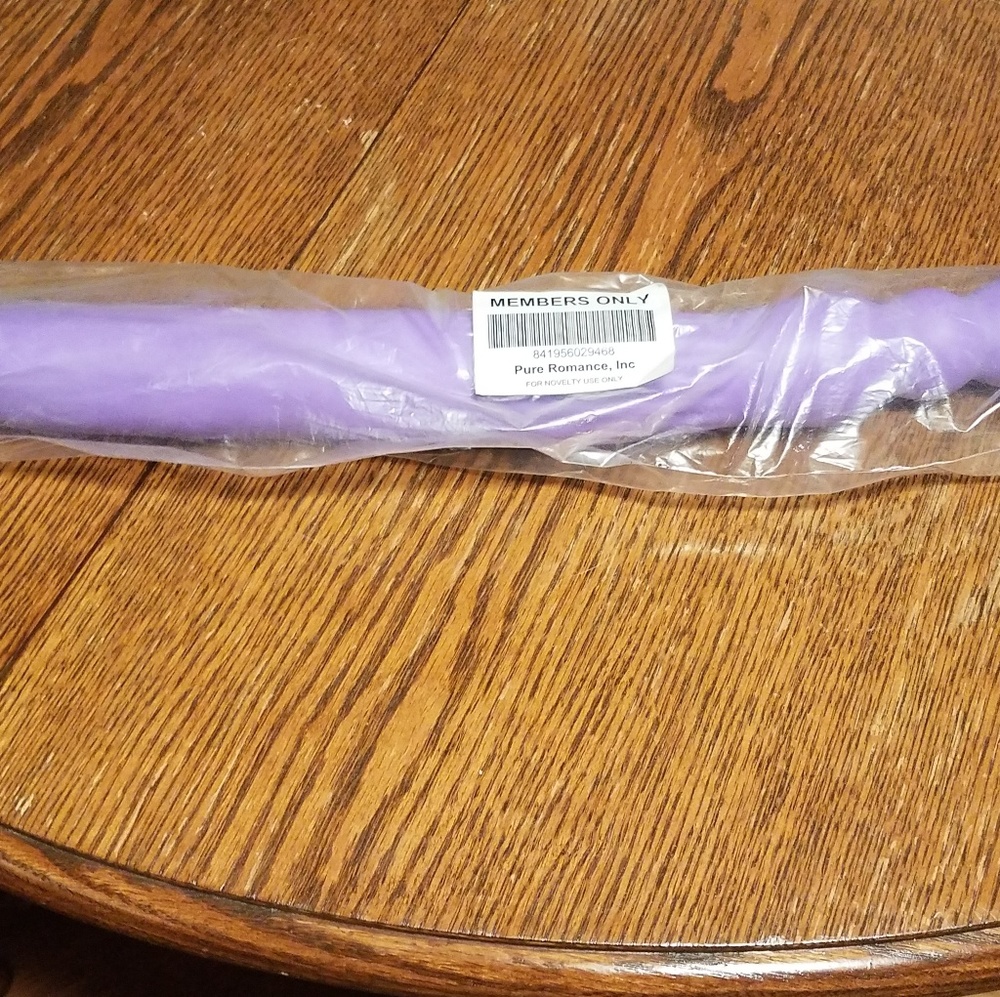 Members only double sided dong